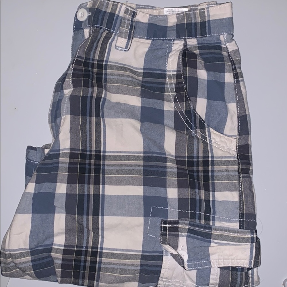 Men’s cargo shorts